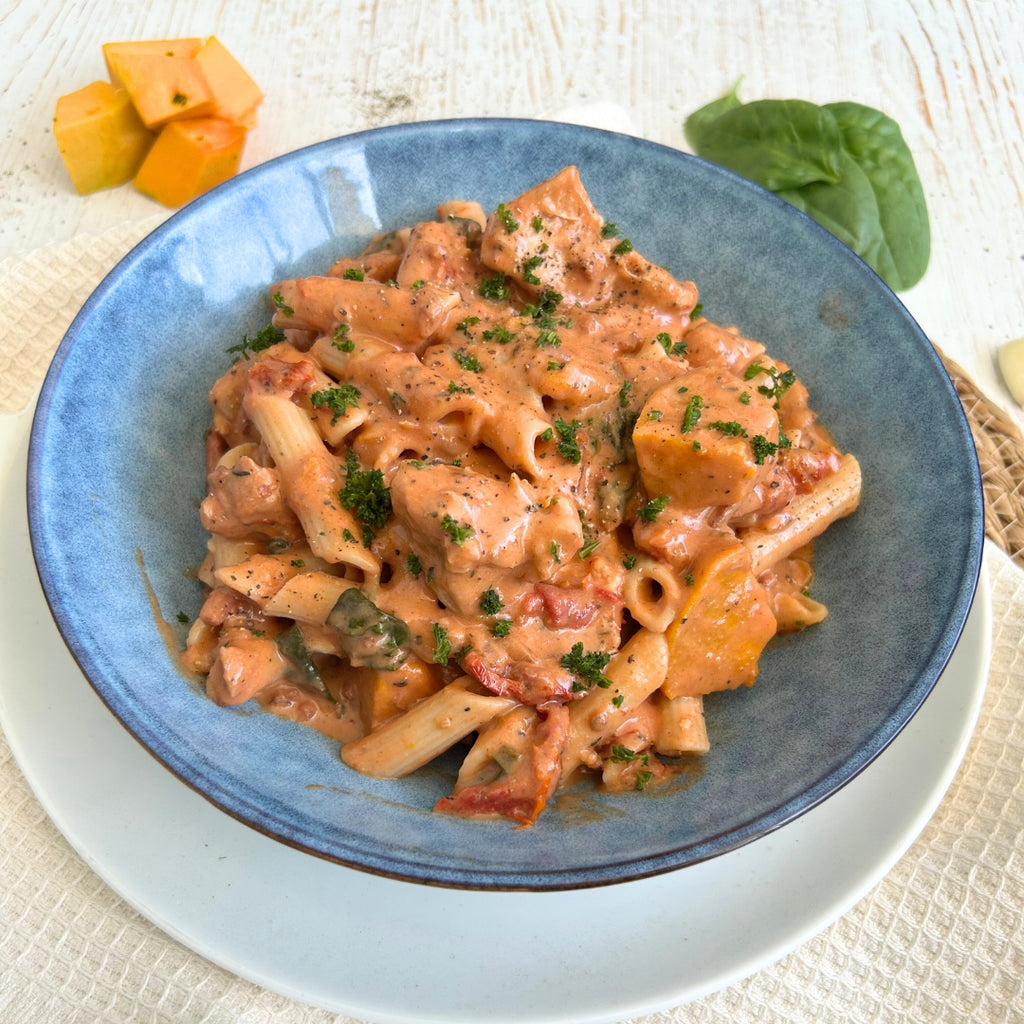 Creamy Chicken And S'Dried Tomato Pasta With Pumpkin