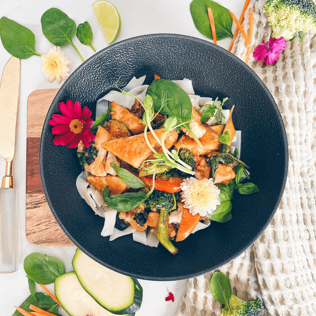 Vegan Phad Thai With Zesty Lime Dressing