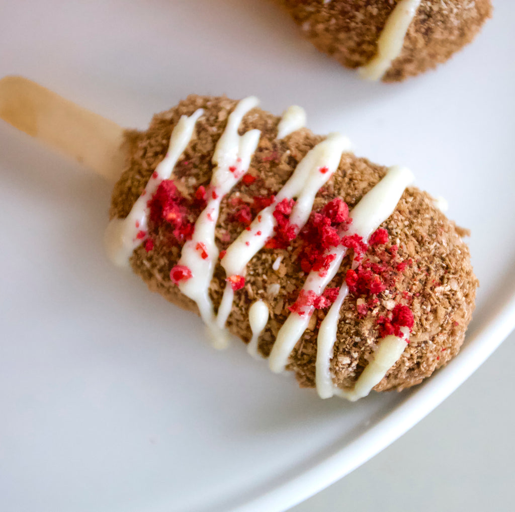 Strawberry and Cream Cake Pops